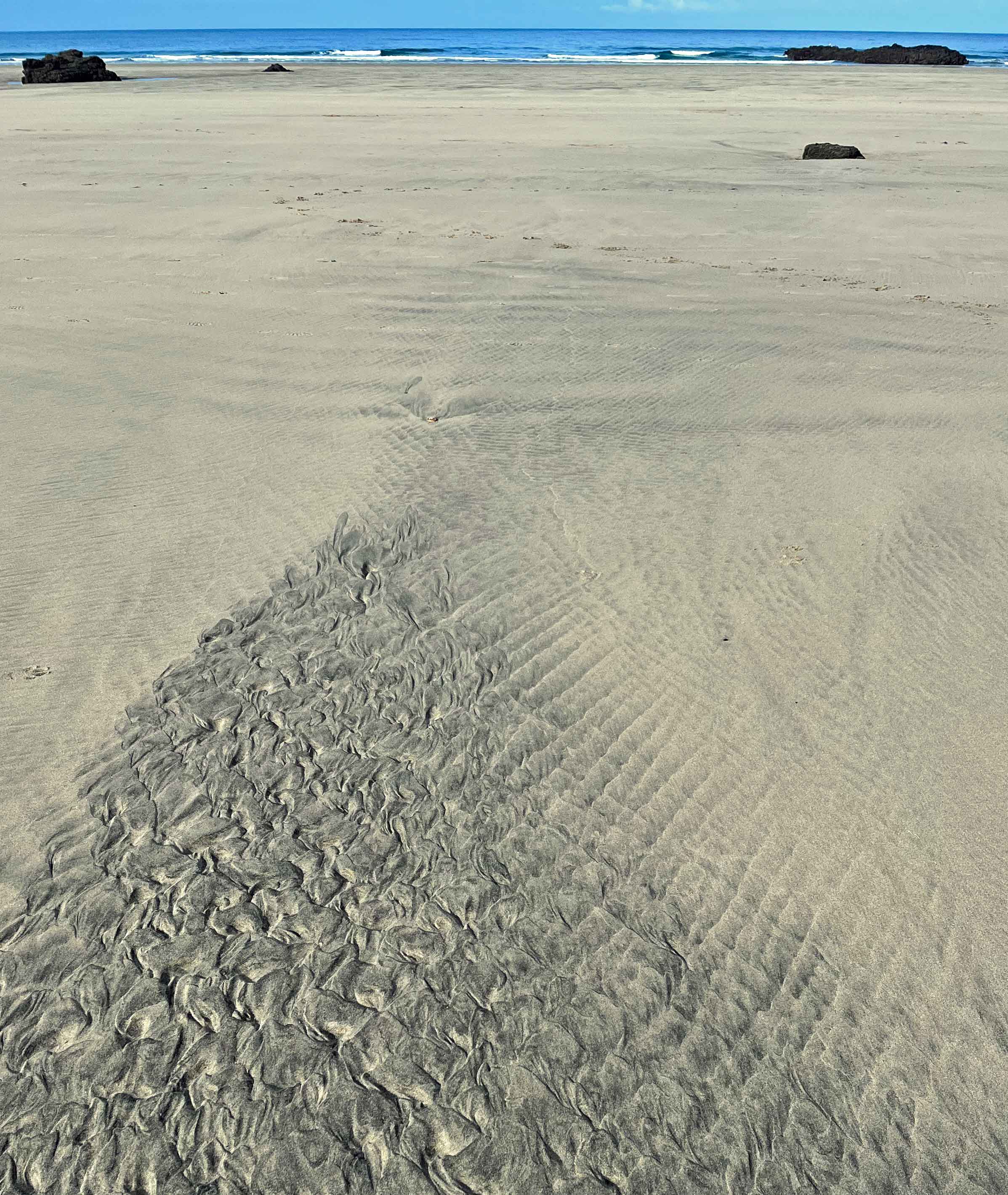 Patterns on the sand